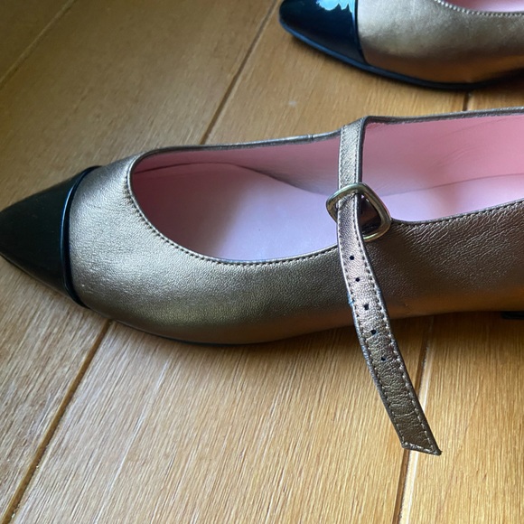 NEW PrettyBallerinas flats in gold/black - Picture 4 of 11